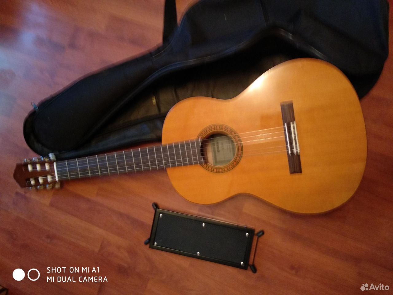 Акустическая гитара Ямаха cs40. Гитара авито. 12 Струнная гитара авито. Авито гитара № 6807 детская, пластик.