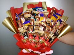 Подарки/вкусные букеты Феодосия/букеты из конфет