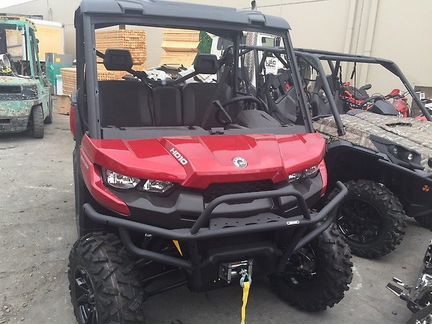 BRP Can-Am Defender 1000 XT HD10 Red (2016)