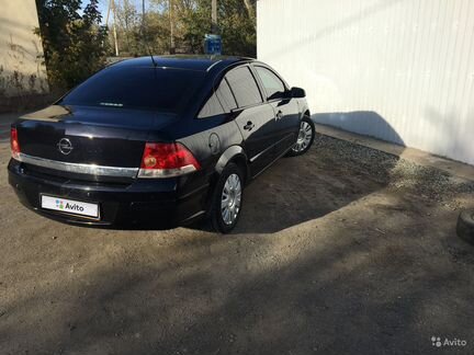 Opel Astra 1.8 МТ, 2008, седан