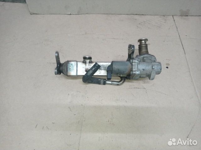 Volvo XC90 клапан EGR в сборе с радиатором D5244T