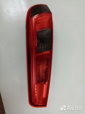 Фонарь задний правый Ford Fiesta 6