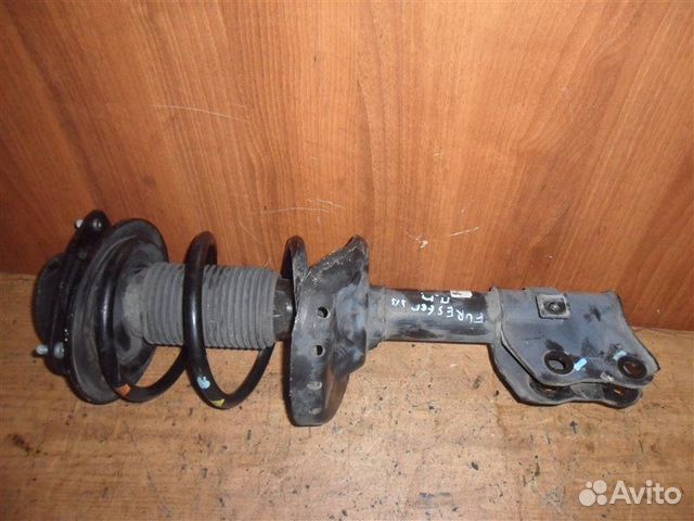 Амортизатор передний правый Subaru Exiga YA4 EJ204