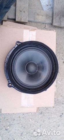 Динамик задней двери Discovery 4 Harman Kardon