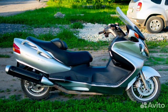 Suzuki Skywave 650