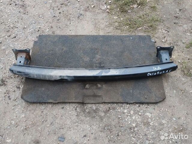 Задний усилитель бампера skoda octavia a5