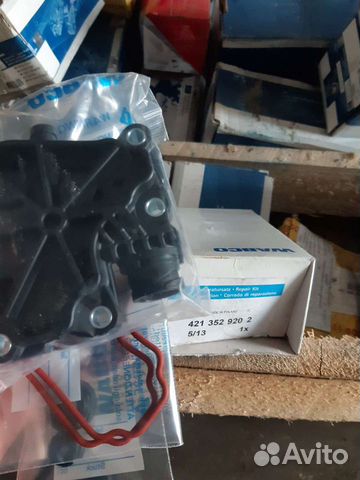 Крышка цилиндра кпп мв Actros