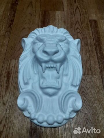 Барельеф Голова льва