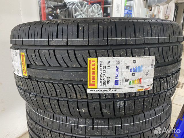 Pirelli Scorpion Zero 295/40 R22