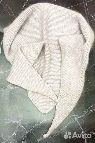 Женский шарф (платок, косынка, бактус)