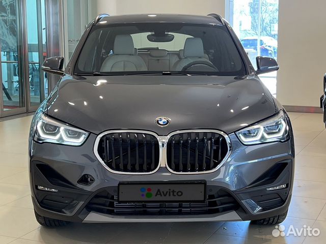 BMW X1 2.0 AT, 2022