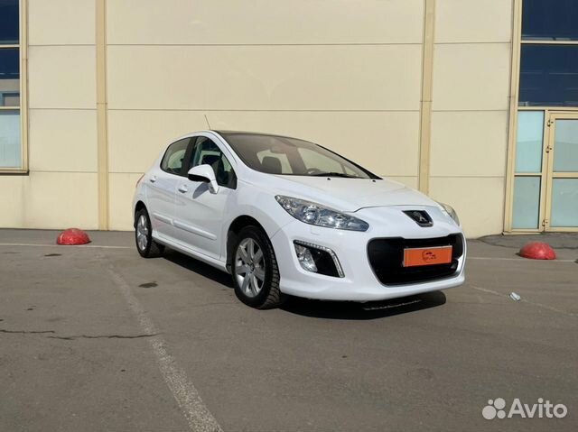 Peugeot 308 1.6 AT, 2012, 106 124 км