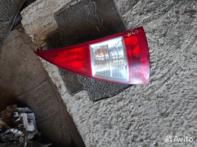 Задний правый фонарь Ситроен с3