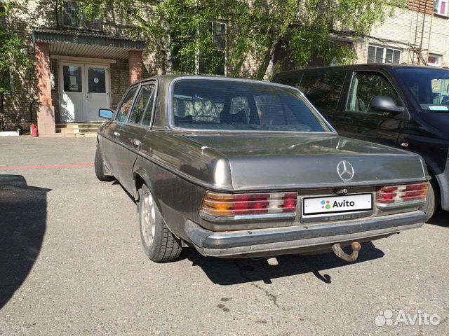 Mercedes-Benz W123 3.0 МТ, 1979, 171 958 км