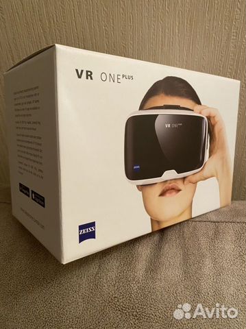 Очки виртуальной реальности Carl Zeiss VR ONE Plus