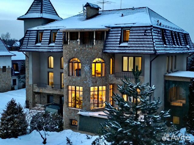 

6-к. коттедж, 1200 м²