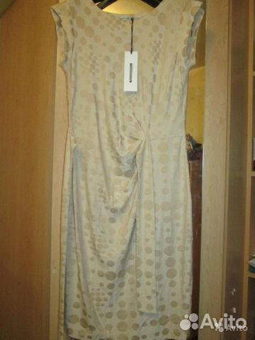 Новое платье с драпировкой на уровне талии Новое платье с драпировкой на уровне талии