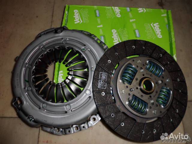 Сцепление 2.0 M9R Рено Трафик c 2007 Сцепление 2.0 M9R Рено Трафик c 2007