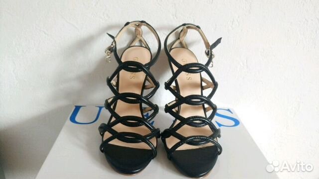 Босоножки Guess новые Босоножки Guess новые