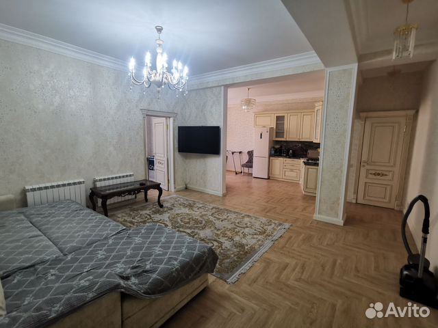 

2-к. квартира, 64 м², 2/10 эт.