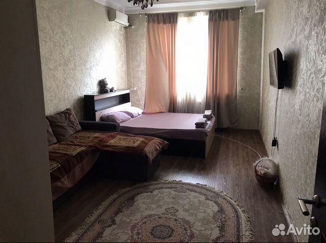

1-к. квартира, 60 м², 4/10 эт.