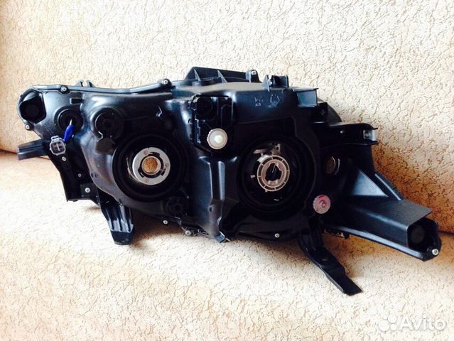 Фара левая Тойота Камри 2015 Фара левая Тойота Камри 2015