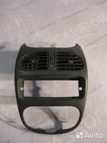 Накладка торпедо Пежо 206