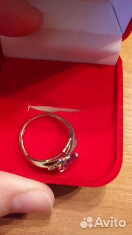 Кольцо серебряное с цирконом