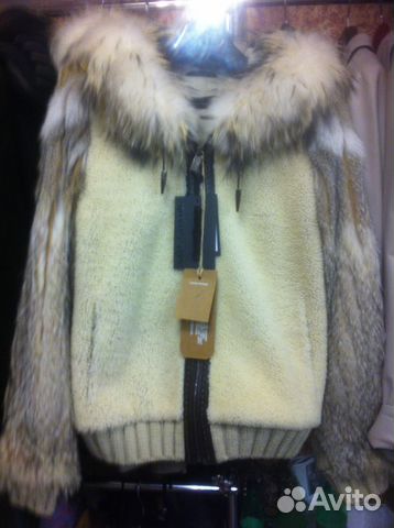 Эксклюзивная шубка комбинированная из каракульчи Эксклюзивная шубка комбинированная из каракульчи