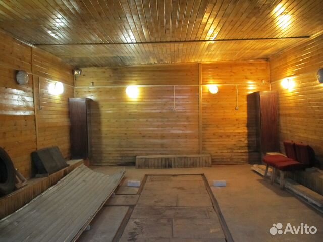 Гараж, > 30 м²