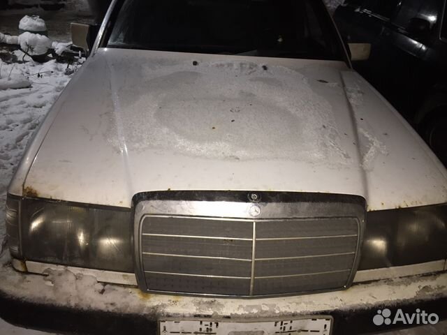 Капот для мерседес w124