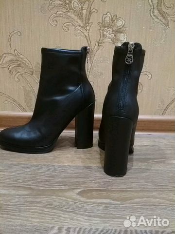 Ботильоны Guess