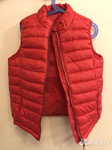 Жилетка на мальчика новая Мазекея