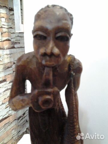 Фигурка деревянная