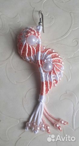 Сережки ручного исполнения (с бусинами)