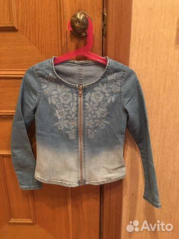 Джинсовая куртка пиджак на молнии