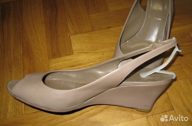 Кожаные босоножки gianmarco benatti Кожаные босоножки gianmarco benatti