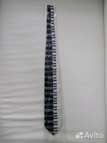 Галстук фортепианино