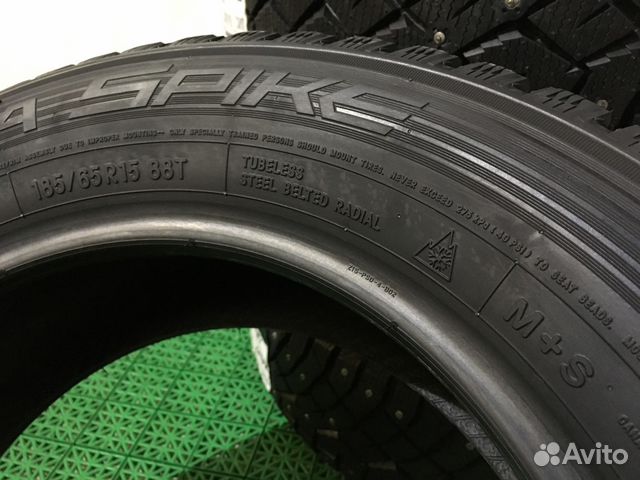 185 65 15 Nitto Spike новые зимние шины Комплект