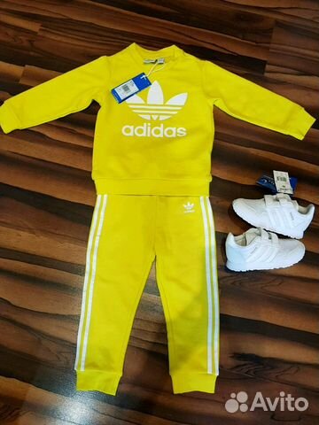 Новый спортивный детский костюм Adidas 104 р Новый спортивный детский костюм Adidas 104 р