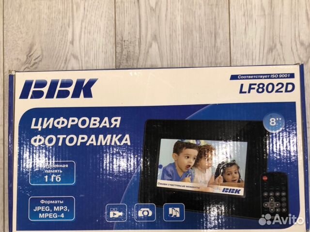 Цифровая фоторамка BBK