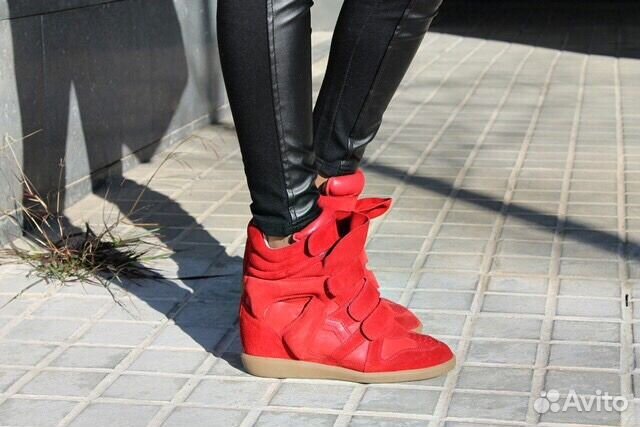 С чем носить красные ботинки женские на шнурках демисезонные