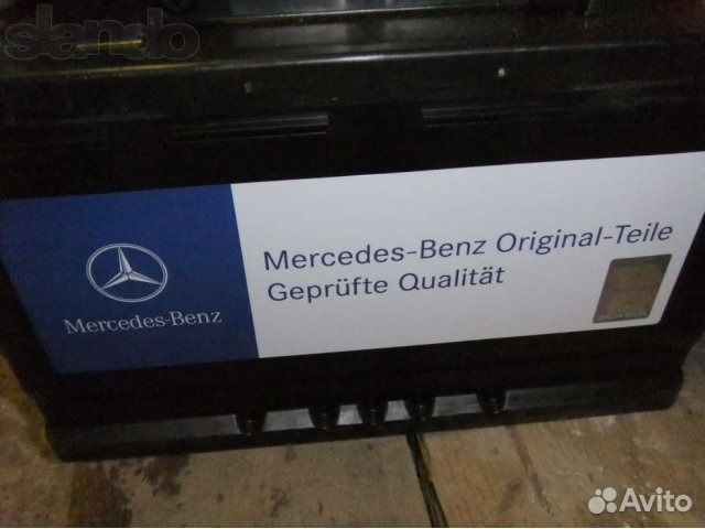 AGM аккумулятор Varta Mercedes оригинал 70 Ач 2015 AGM аккумулятор Varta Mercedes оригинал 70 Ач 2015