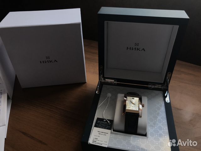 Часы ника (золото, новые) Часы ника (золото, новые)