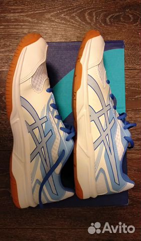 Кроссовки женские волейбольные Asics Кроссовки женские волейбольные Asics