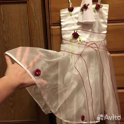 Платье нарядное для девочки