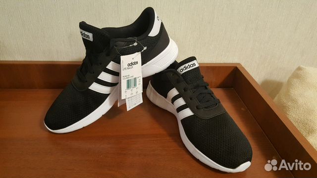 Кроссовки Adidas