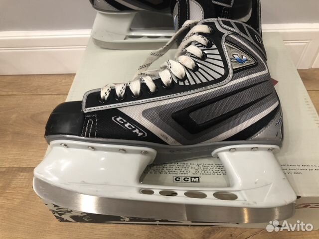 Коньки CCM vector 03 Коньки CCM vector 03