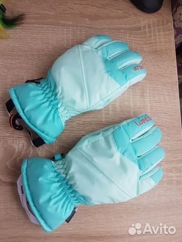 Продам перчатки 5-7 лет