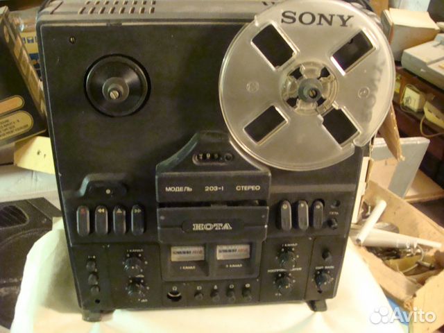 Коллекция магнитофонов